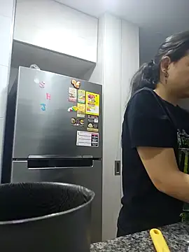 azumiichan online show from 12/21/24, 04:19