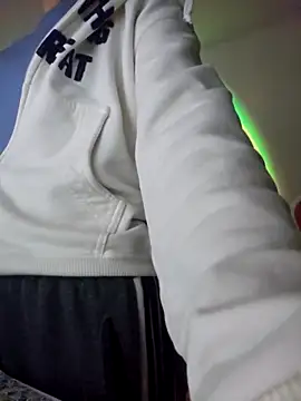 azumiichan online show from 10/02/25, 12:17