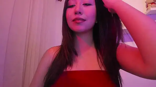 Snapshot of I_am_tori chatting on 02/18/25, 04:04 I am tori online show from 02/18/25, 04:04