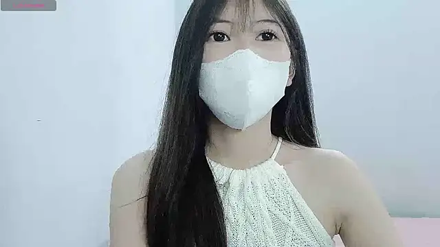 tanhxiu online show from 12/15/24, 11:12