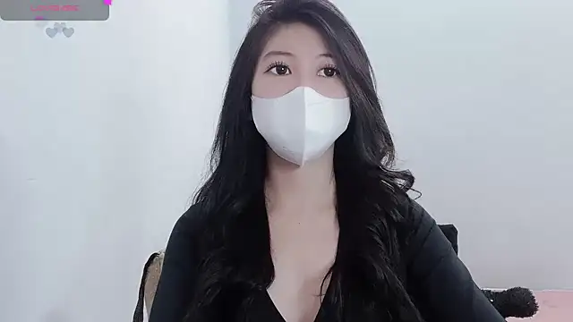 tanhxiu online show from 09/29/25, 12:54