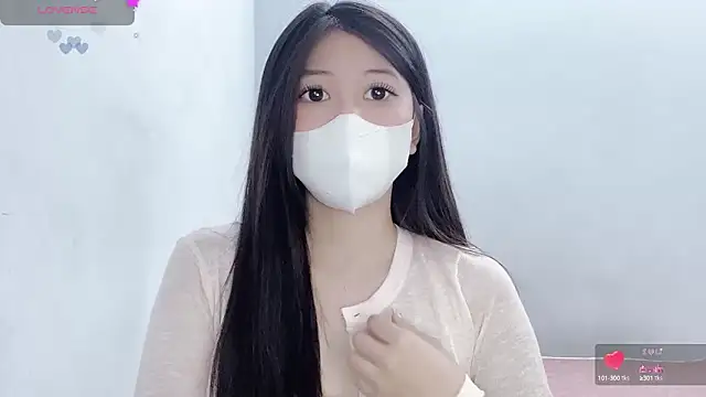 tanhxiu online show from 10/15/25, 11:21