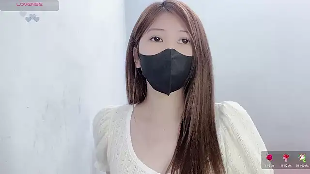 Snapshot of tanhxiu chatting on 03/15/26, 12:11 tanhxiu online show from 03/15/26, 12:11