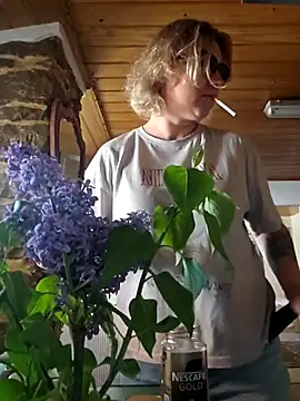 zarina3003 online show from 04/02/26, 01:31