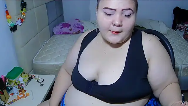 Jones alexia online show from 06/16/26, 06:05