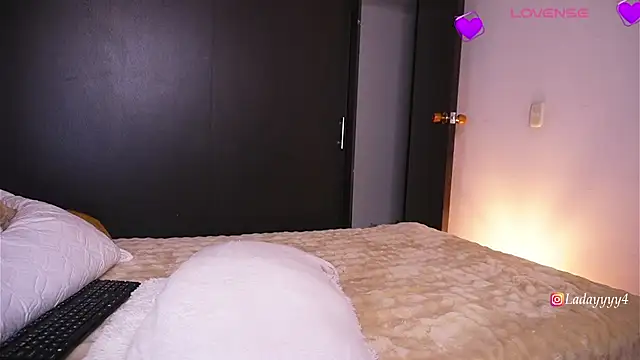 daycass  online show from 12/14/25, 11:53