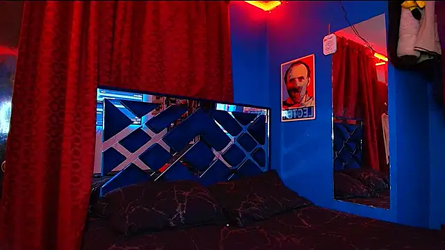 Luke Howland online show from 10/15/25, 02:01