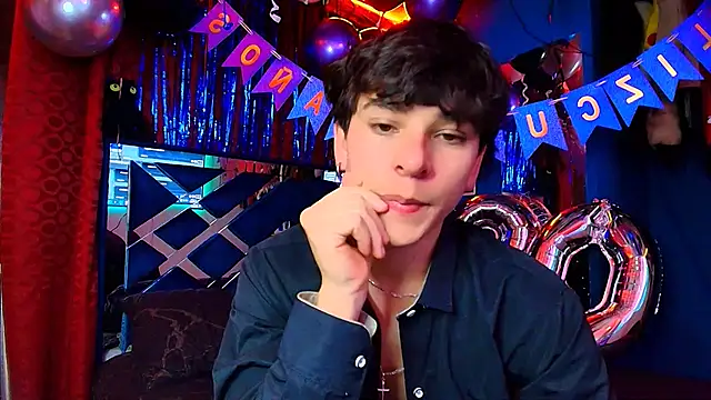 Luke Howland online show from 11/12/25, 01:06