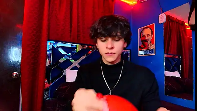 Luke Howland online show from 01/06/26, 02:04