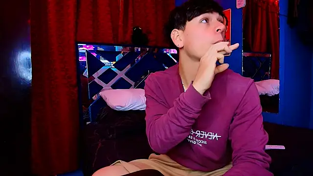 Luke Howland online show from 02/25/26, 01:59