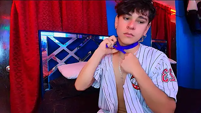 Luke Howland online show from 04/22/26, 06:09