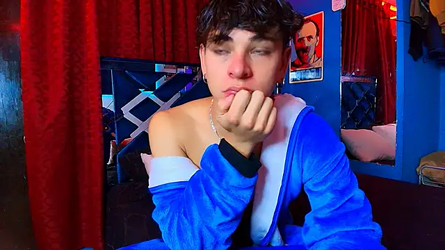 Luke Howland online show from 05/13/26, 05:43