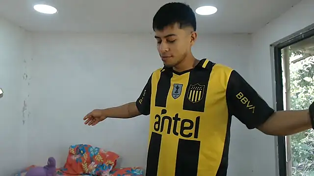 danielitopapuu online show from 09/19/25, 02:18