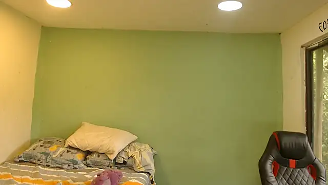 danielitopapuu online show from 04/15/26, 08:31