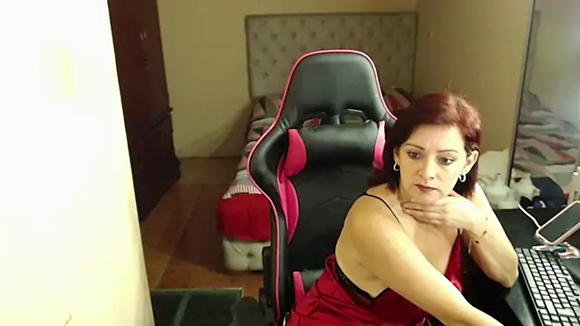 Carol Scottt online show from 12/19/24, 11:39