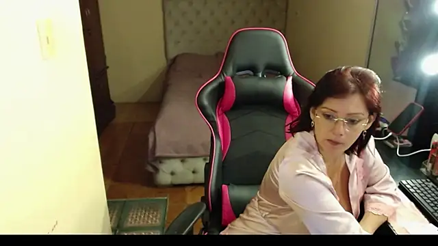 Carol Scottt online show from 01/04/25, 04:11