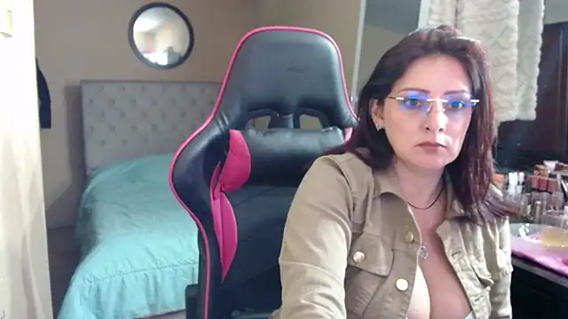 Carol Scottt online show from 03/06/26, 11:01