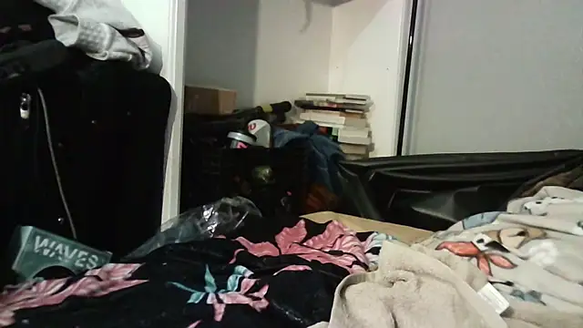 Snapshot of --D-a-D-D-y- chatting on 01/30/25, 11:55 --D-a-D-D-y- online show from 01/30/25, 11:55