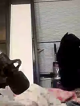 Snapshot of --D-a-D-D-y- chatting on 02/03/25, 06:02 --D-a-D-D-y- online show from 02/03/25, 06:02