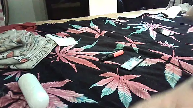 Snapshot of --D-a-D-D-y- chatting on 02/07/25, 09:15 --D-a-D-D-y- online show from 02/07/25, 09:15