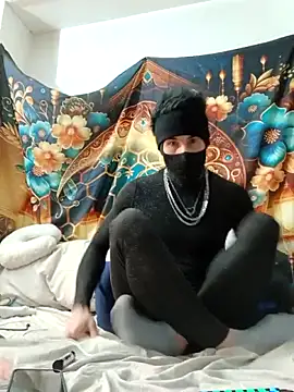 Snapshot of --D-a-D-D-y- chatting on 11/29/25, 12:46 --D-a-D-D-y- online show from 11/29/25, 12:46