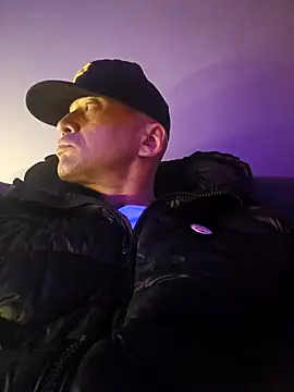 McdyllanXX online show from 03/18/25, 09:43