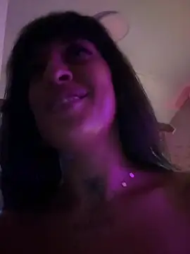 Snapshot of CarolaDrago chatting on 07/17/26, 08:46 CarolaDrago online show from 07/17/26, 08:46
