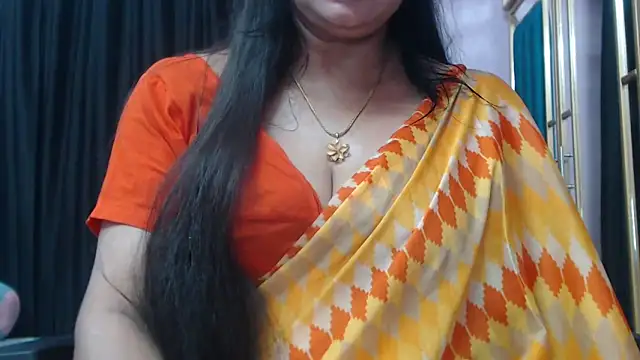 desi-maisa130 online show from 10/18/25, 05:25