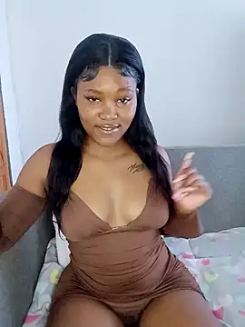 charmainexxx online show from 12/28/24, 10:58