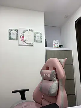 SophiaLaurens online show from 01/26/25, 08:14