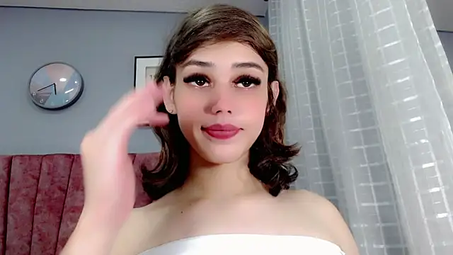 ValeriaAguilar online show from 12/12/24, 11:36