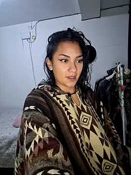 Snapshot of Thaliacooper_ chatting on 02/02/25, 11:21 Thaliacooper  online show from 02/02/25, 11:21