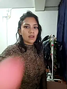 Snapshot of Thaliacooper_ chatting on 02/09/25, 11:04 Thaliacooper  online show from 02/09/25, 11:04