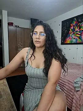 Snapshot of Thaliacooper_ chatting on 06/25/26, 09:08 Thaliacooper online show from 06/25/26, 09:08