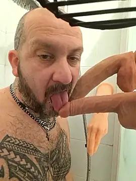 teddy79good online show from 01/12/26, 04:56