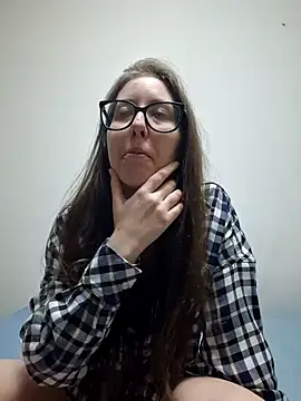 Snapshot of Sarah459 chatting on 12/04/24, 02:26 Sarah459 online show from 12/04/24, 02:26