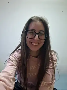 Snapshot of Sarah459 chatting on 12/07/24, 05:31 Sarah459 online show from 12/07/24, 05:31