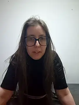 Snapshot of Sarah459 chatting on 01/10/25, 08:37 Sarah459 online show from 01/10/25, 08:37