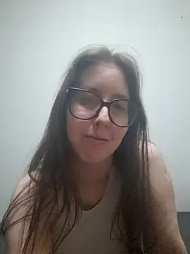 Snapshot of Sarah459 chatting on 10/05/25, 09:02 Sarah459 online show from 10/05/25, 09:02