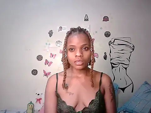 Snapshot of Star_Tower chatting on 02/13/25, 06:59 Star Tower online show from 02/13/25, 06:59