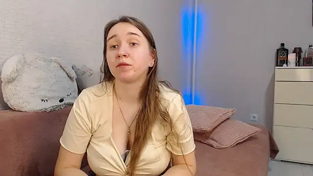 lovely hayley online show from 01/21/25, 08:43