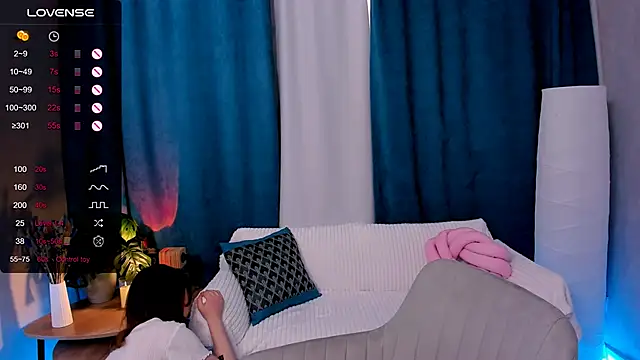 LanaBlu  online show from 03/02/26, 08:43