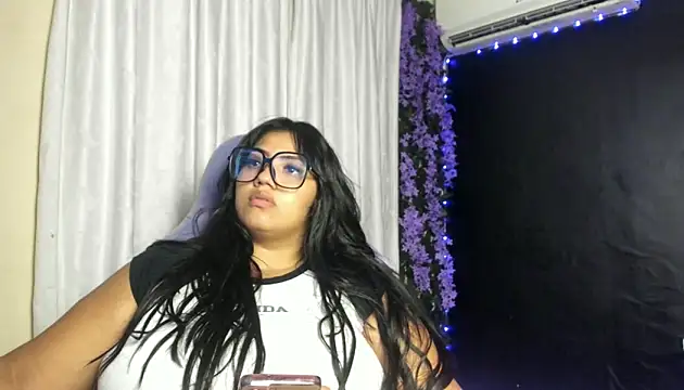 AvrilRizoX online show from 04/17/26, 05:43