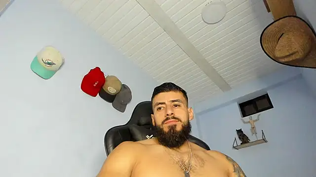 Snapshot of _Poseidon1_ chatting on 10/21/25, 04:46  Poseidon1  online show from 10/21/25, 04:46