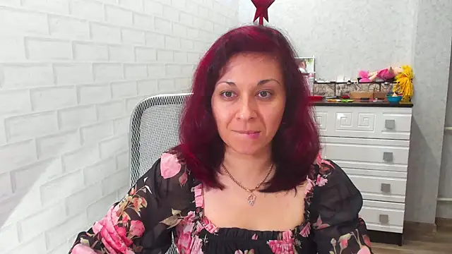 TeasyLana online show from 12/10/24, 06:01