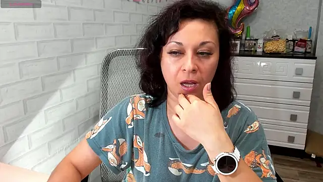 TeasyLana online show from 03/13/26, 08:48