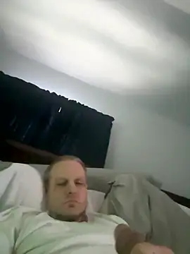 Snapshot of VixyGang chatting on 01/16/26, 06:23 VixyGang online show from 01/16/26, 06:23