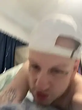 Snapshot of VixyGang chatting on 02/17/26, 02:24 VixyGang online show from 02/17/26, 02:24