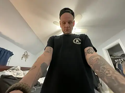 Snapshot of VixyGang chatting on 03/04/26, 04:35 VixyGang online show from 03/04/26, 04:35