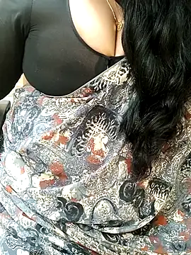 Aishu-tamil09 online show from 10/29/25, 07:59